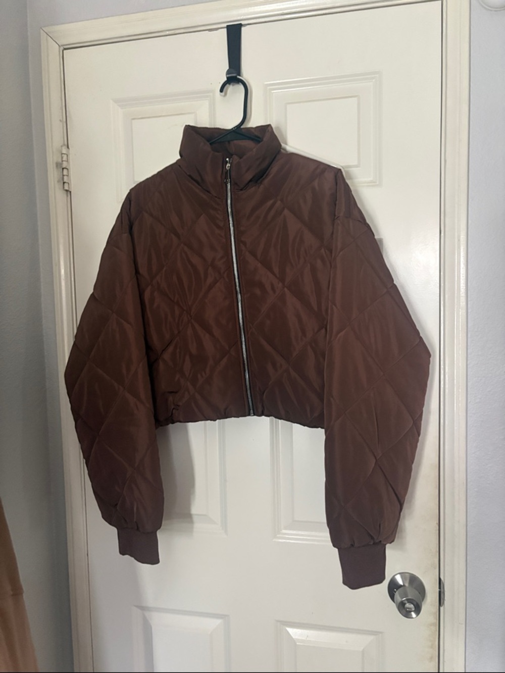 PrettyLittleThing Cropped Quilted Puffer Jacket - Brown